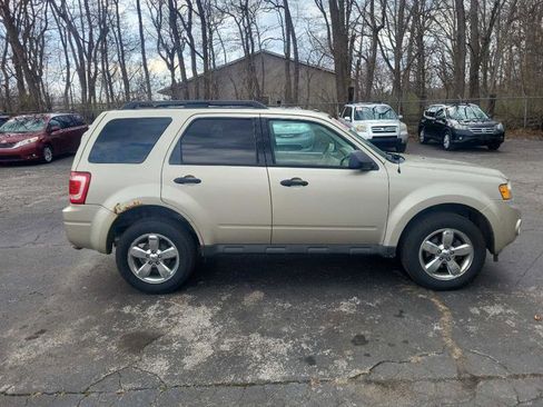 Used 2012 Ford Escape XLT image 7
