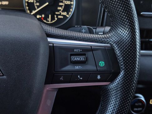 Used 2024 Mitsubishi Outlander SE Black Edition FWD image 21