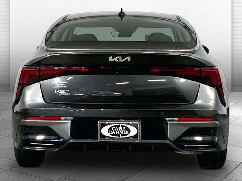 Used 2025 Kia K5 LXS FWD image 3