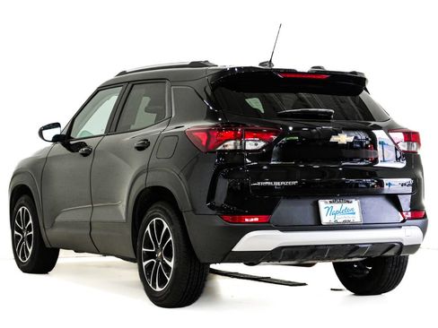 Used 2025 Chevrolet TrailBlazer LT FWD image 7