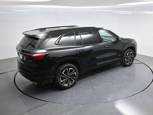 Used 2025 Buick Enclave Sport Touring FWD image 55