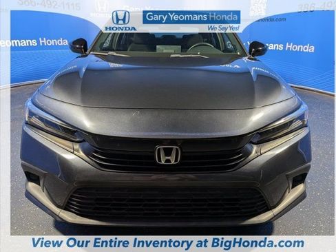 Used 2022 Honda Civic Sport image 12