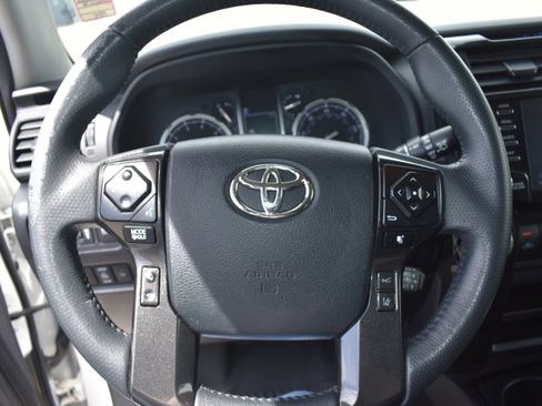 Used 2022 Toyota 4Runner TRD Off-Road Premium image 13