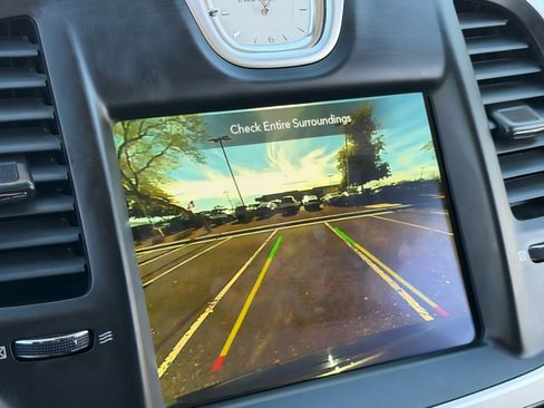 Used 2023 Chrysler 300 Touring w/ Sport Appearance Package image 24