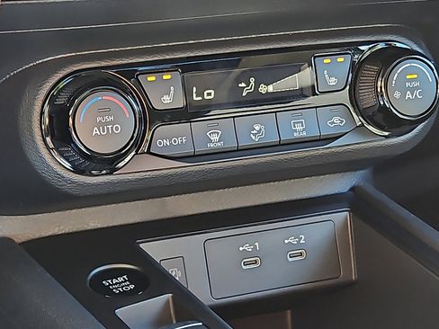 New 2026 Nissan Kicks SV w/ SV Premium Package image 13