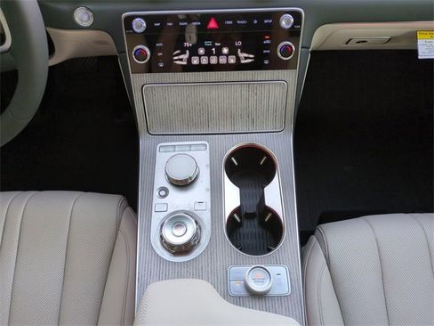 New 2026 Genesis GV80 2.5T Select image 16