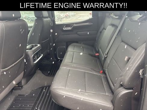 Used 2022 Chevrolet Silverado 1500 LTZ w/ Z71 Off-Road Package image 28