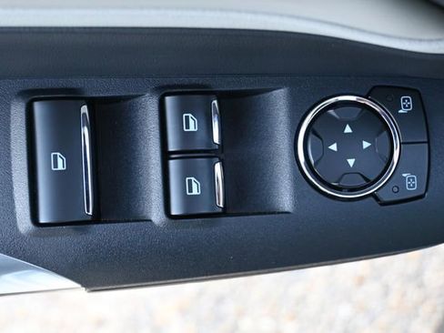 Used 2024 Ford Mustang GT Premium image 12