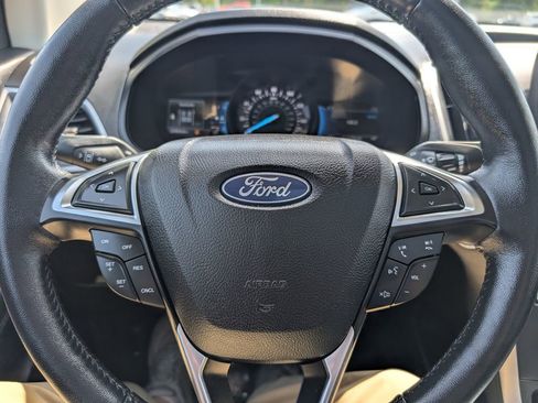 Used 2022 Ford Edge SEL w/ Convenience Package AWD/4WD image 26