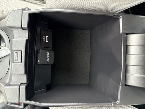 Used 2026 Toyota Corolla LE w/ LE Premium Package FWD image 33
