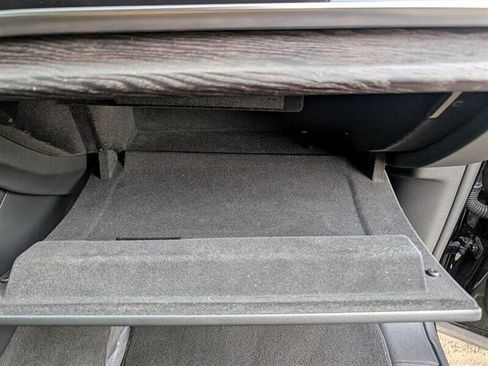 Used 2019 Audi Q8 Premium Plus w/ Premium Plus image 30