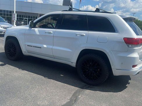 Used 2017 Jeep Grand Cherokee Summit w/ Platinum Series Group AWD/4WD image 11