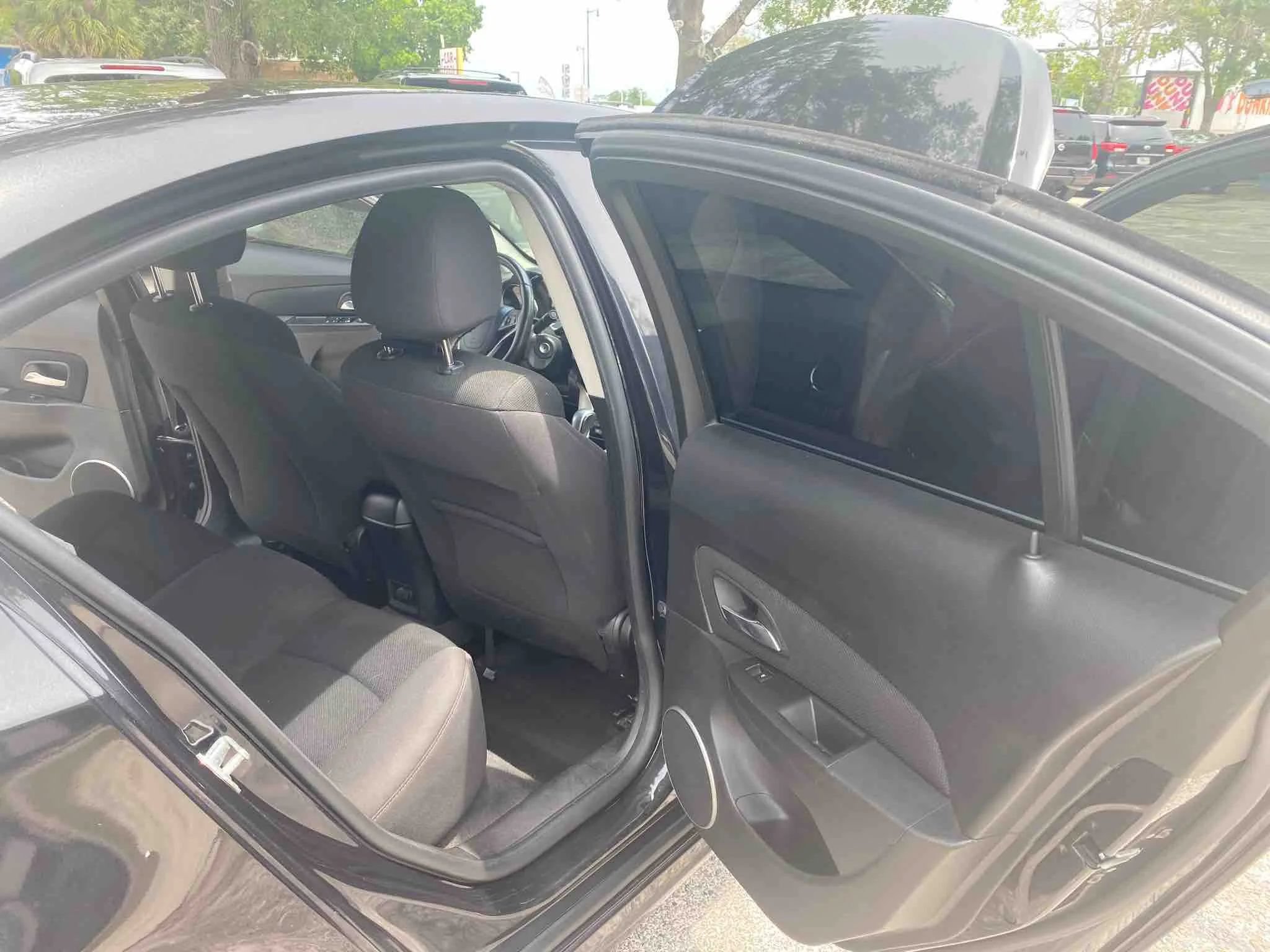 Used 2014 Chevrolet Cruze LT w/ All-Star Edition FWD image 33