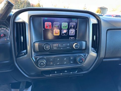 Used 2018 Chevrolet Silverado 2500 LT image 27