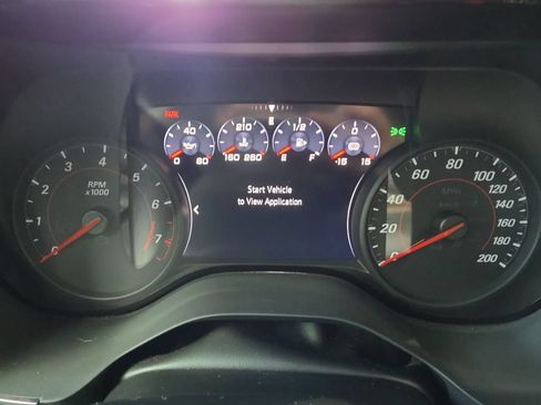 Used 2020 Chevrolet Camaro ZL1 RWD image 22