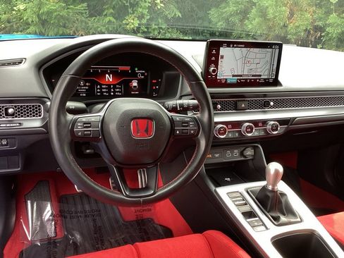 Used 2023 Honda Civic Type R image 12