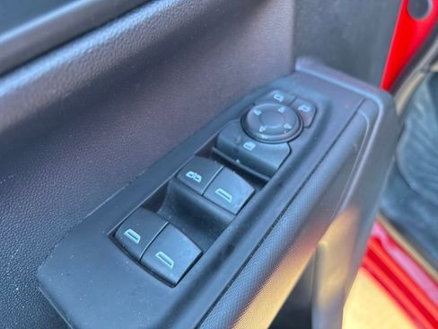 Used 2025 Chevrolet Silverado 1500 Custom Trail Boss AWD/4WD image 15