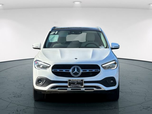 Used 2021 Mercedes-Benz GLA 250 4MATIC w/ Premium Package image 9