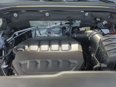 New 2026 Volkswagen Atlas Cross Sport SE image 21