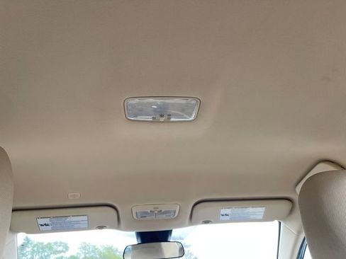 Used 2019 Toyota Corolla LE w/ Body Protection Package FWD image 17