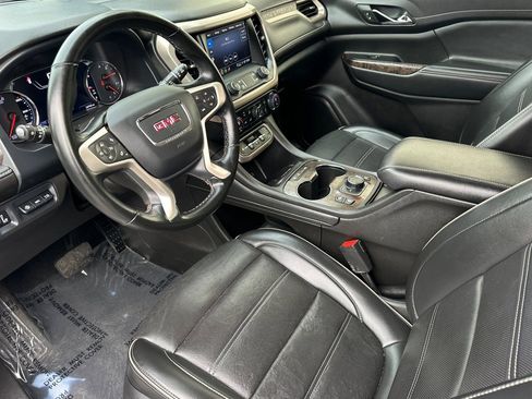 Certified 2023 GMC Acadia Denali image 10