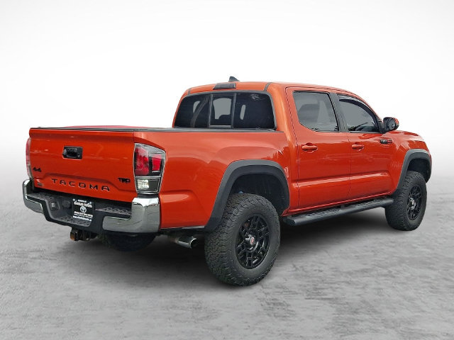 Used 2016 Toyota Tacoma TRD Off-Road w/ Exterior Package AWD/4WD image 6