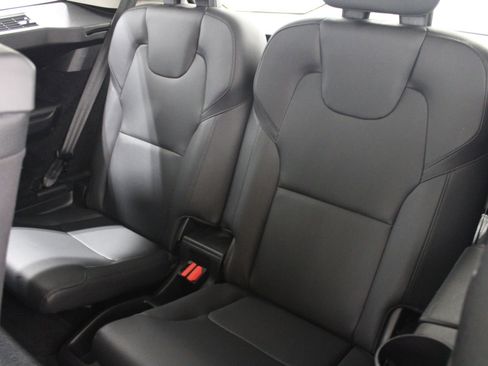 Used 2023 Volvo XC90 B6 Plus w/ Protection Package Premier AWD/4WD image 18