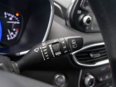 Used 2020 Hyundai Santa Fe SEL image 25