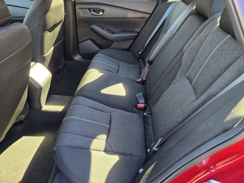 Used 2023 Honda Accord Sport image 12