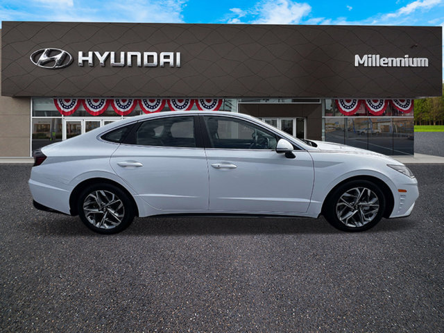 Certified 2023 Hyundai Sonata SEL w/ Cargo Package FWD image 4