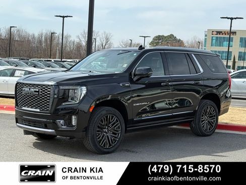 Used 2023 GMC Yukon Denali Ultimate image 3