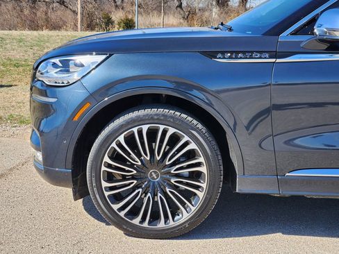 Used 2022 Lincoln Aviator Black Label image 8