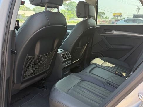 Used 2018 Audi Q5 2.0T Premium w/ Convenience Package AWD/4WD image 8