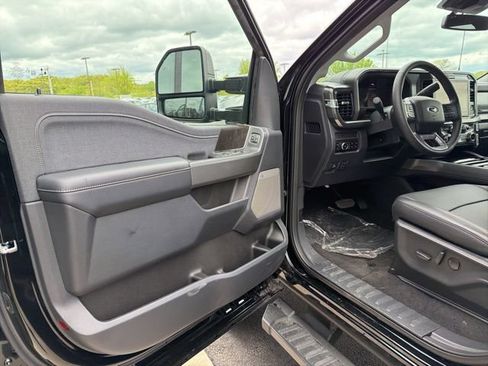 New 2026 Ford F350 Lariat w/ Black Appearance Package AWD/4WD image 11
