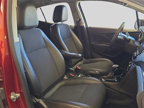 Used 2022 Buick Encore Preferred w/ Safety Package image 14