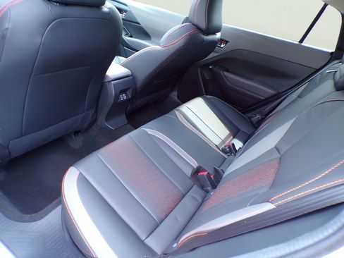 Certified 2024 Subaru Crosstrek 2.5i Limited image 19