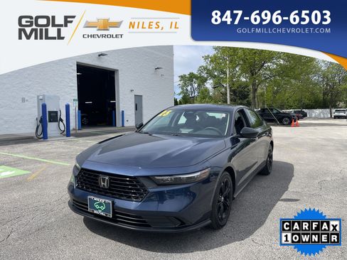 Used 2025 Honda Accord SE image 1