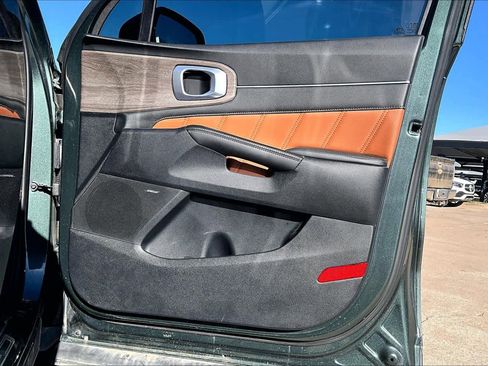 Used 2022 Kia Sorento SX Prestige w/ Rust Color Package image 22