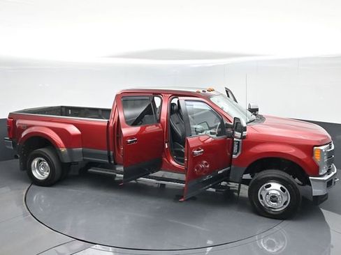 Used 2018 Ford F350 Lariat w/ Lariat Ultimate Package image 63