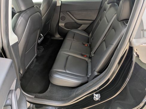 Used 2023 Tesla Model Y Long Range image 14