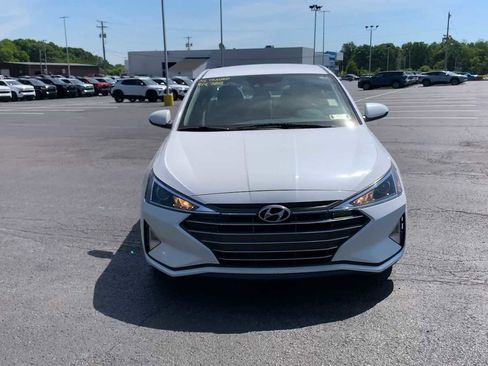 Used 2020 Hyundai Elantra SEL FWD image 3