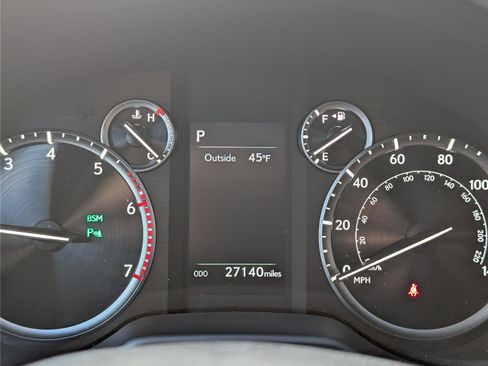 Used 2021 Lexus GX 460 Premium image 32