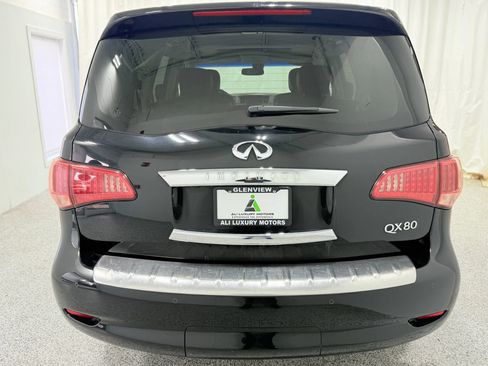 Used 2016 INFINITI QX80 Sport Utility 4D w/ Driver's Assistance Package image 7