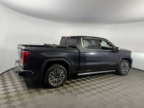Used 2024 GMC Sierra 1500 Denali Ultimate AWD/4WD image 7