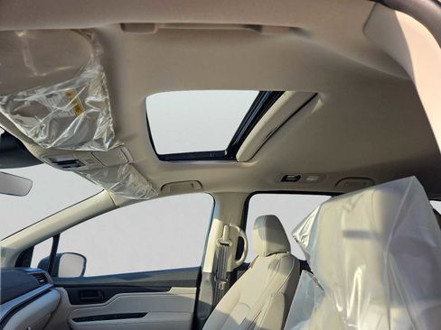 New 2026 Honda Odyssey EX-L image 11