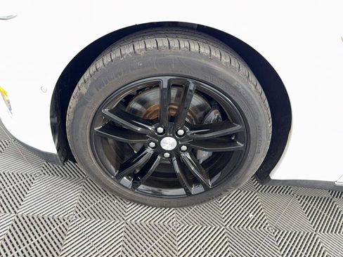 Used 2014 Tesla Model S 85 image 13