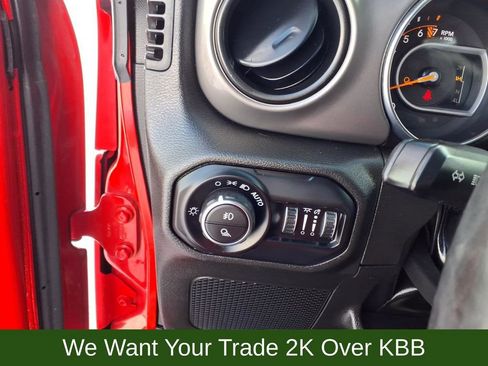 Used 2022 Jeep Gladiator Sport image 30