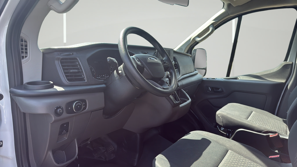 Used 2025 Ford Transit 250 Low Roof w/ Exterior Upgrade Package RWD image 13