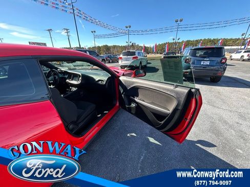 Used 2022 Dodge Challenger GT image 14