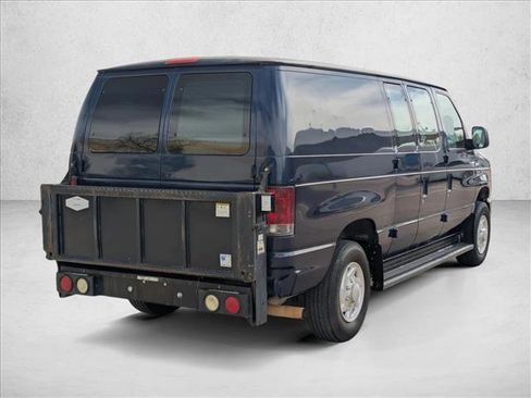 Used 2008 Ford E-250 and Econoline 250 Commercial image 5